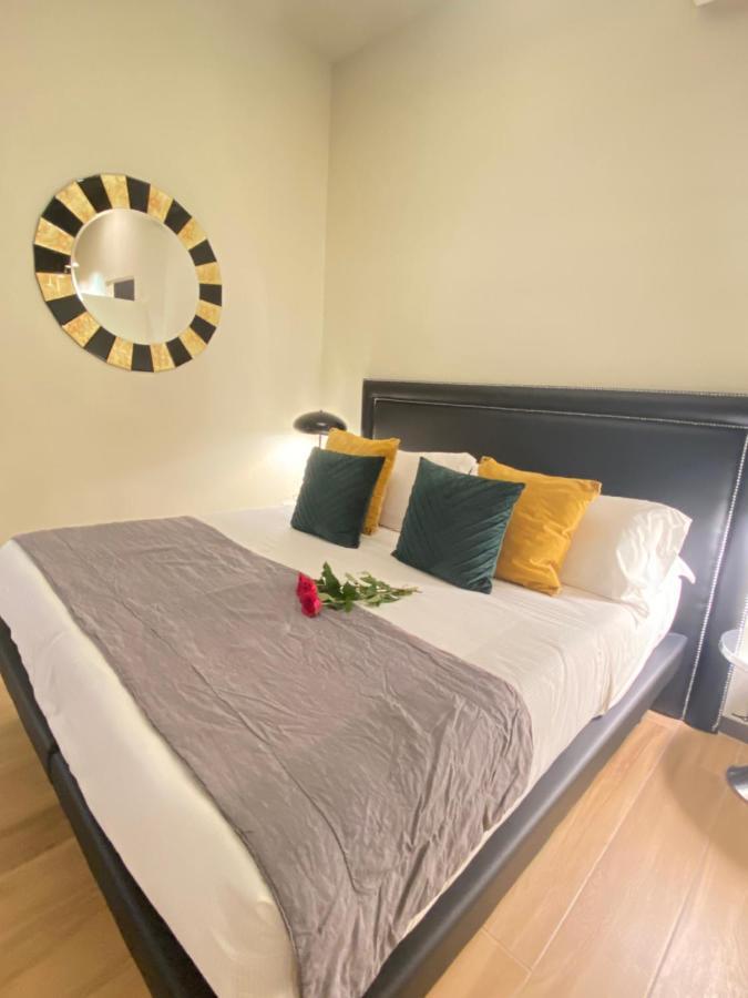 Intomilan Galleria Duomo I Boutique & Design Aparthotel Luaran gambar