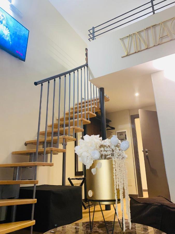 Intomilan Galleria Duomo I Boutique & Design Aparthotel Luaran gambar